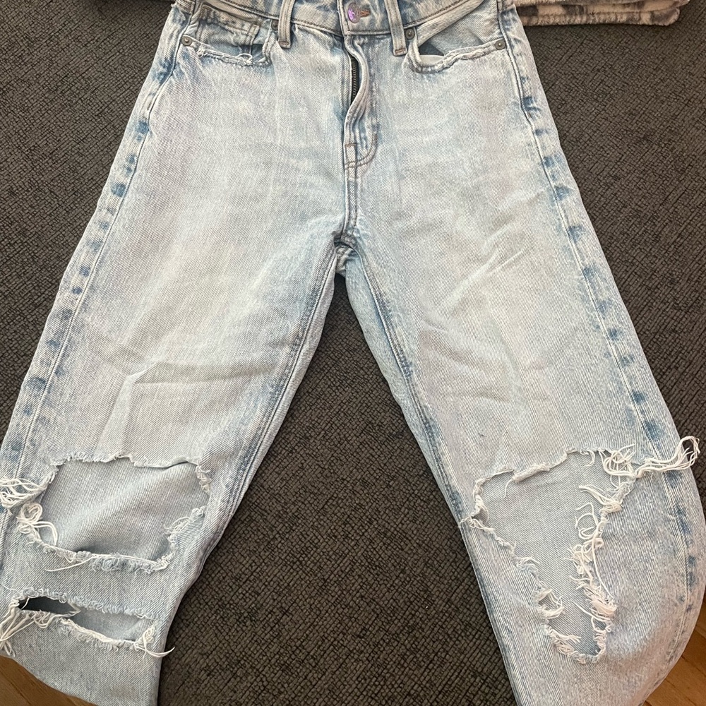 American Eagle Outfitters Blue Boyfriend Jeans Distressed